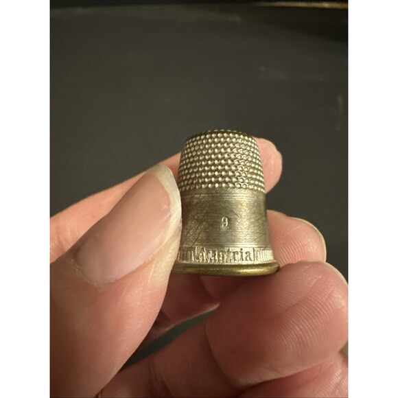 Vintage Size 9 Thimble Marked Austria - Picture 1 of 7